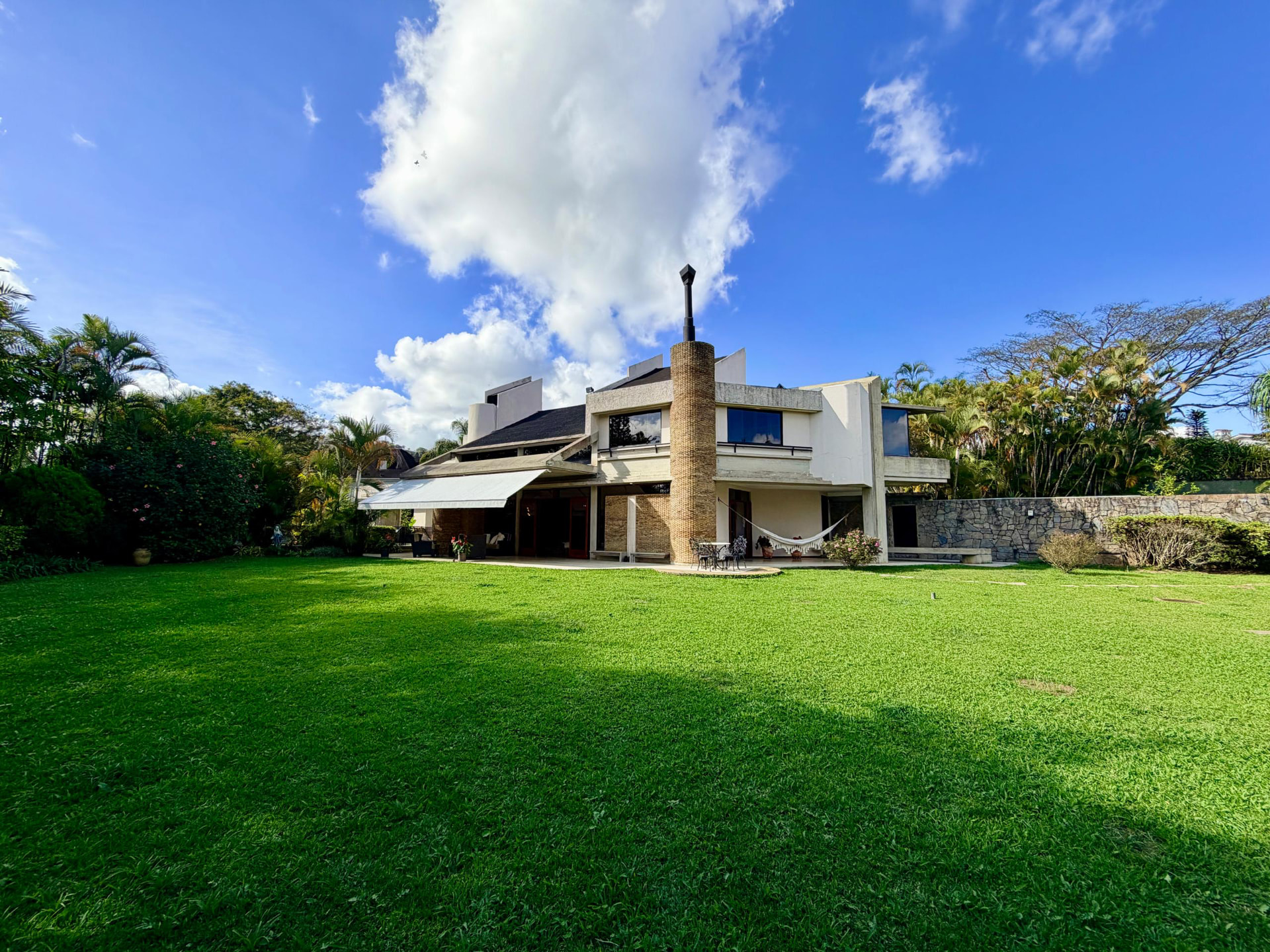 Casa 825 m² — La Lagunita Country Club en La Lagunita Country Club, Caracas